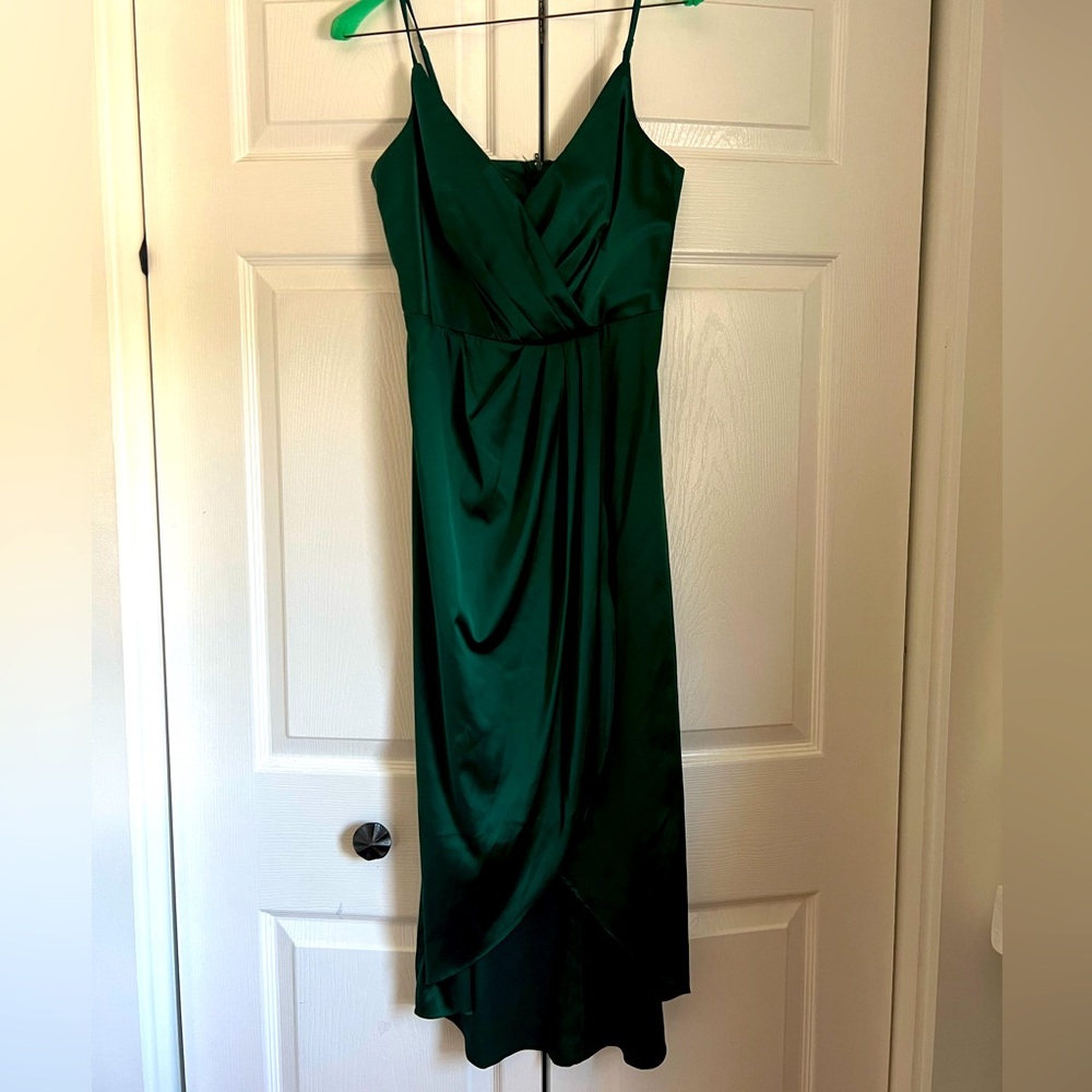 Women’s emerald green dress